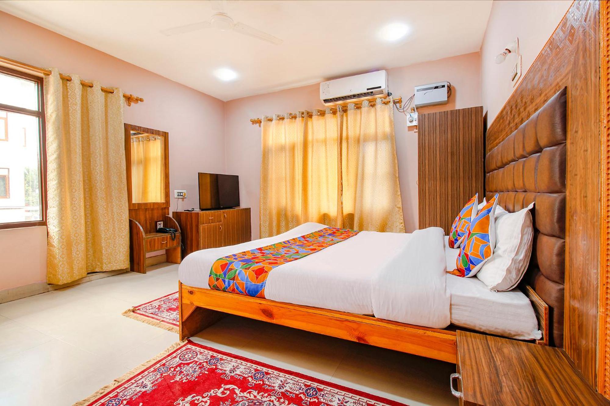 Fabhotel Grand Comforts Haidarpur Luaran gambar