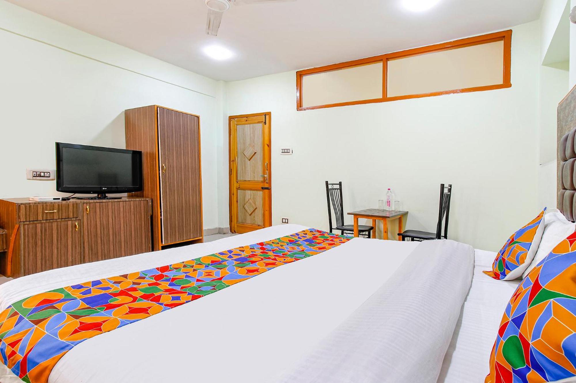 Fabhotel Grand Comforts Haidarpur Luaran gambar